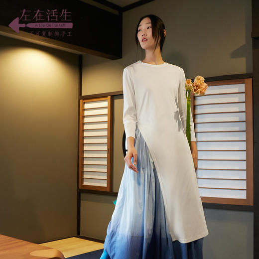 纯棉圆领时尚中长款长袖上衣t恤连衣裙生活在左2020春季女装新品