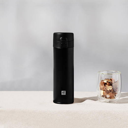 ZW-BP111 双立人 Enjoy系列真空保温弹跳杯480ml(黑色) 商品图5
