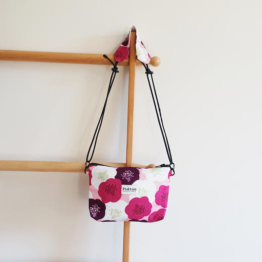 HUJI祤集pieton斜挎包插画温柔的花花 商品图1