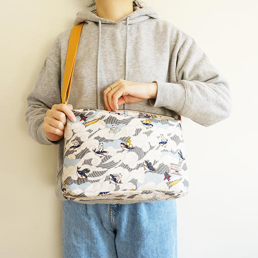 HUJI祤集Sling斜挎包风の花冲浪小猫 商品图2