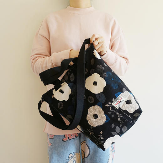HUJI祤集VertiSling手提斜挎包插画素雅花朵 商品图2