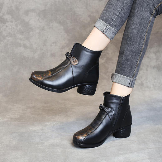 MLD-8879秋冬新复古民族风真皮女靴 商品图0