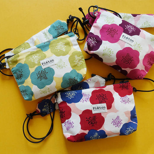 HUJI祤集pieton斜挎包插画温柔的花花 商品图0