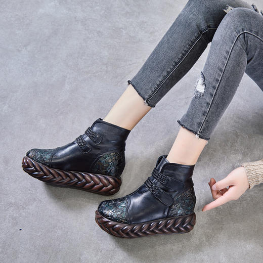SM-2690秋冬新款民族风真牛皮印花时尚编制鞋 商品图1