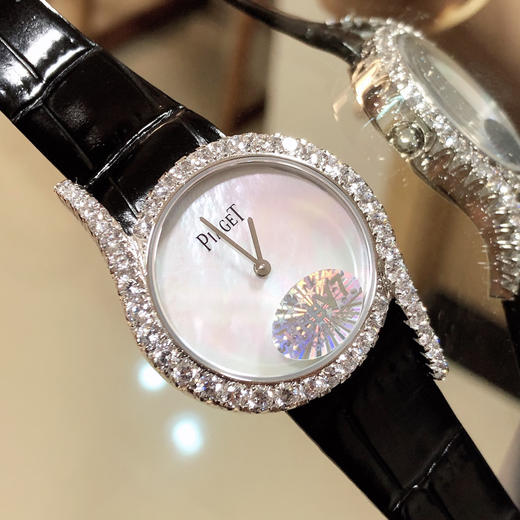 伯爵全新limelightgala系列走颜值路线的伯爵女表公然表示伯爵最好看