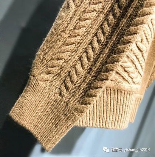 21年末折扣！七折！驼色拧花斜织羊毛衫 商品图6