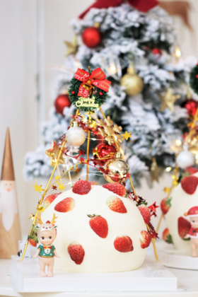 圣诞季【幸福圣诞树】|草莓戚风蛋糕（均配蜡烛），一个带着幸福物语的圣诞礼盒