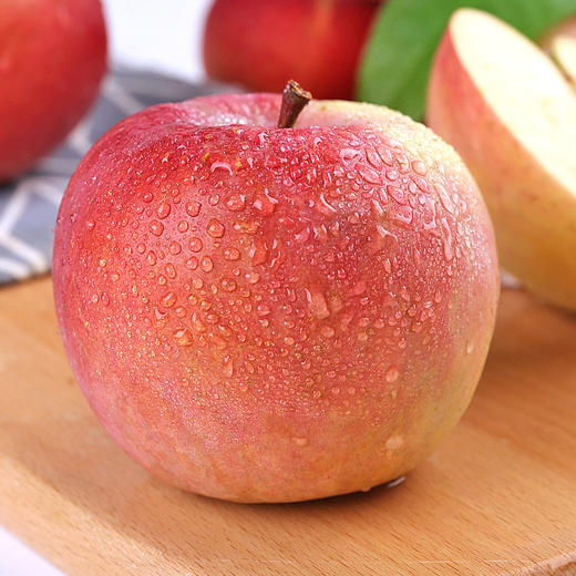 阿克苏苹果新疆特产水果8斤15个左右