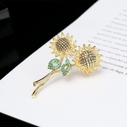 彩色锆石向日葵胸针向阳花胸花别针smxr06055