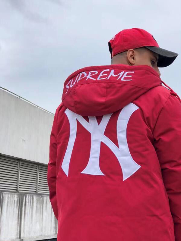 【特价潮款】韩版洋基队 mlb 日本ny 联名supreme男女情侣款 羽绒服
