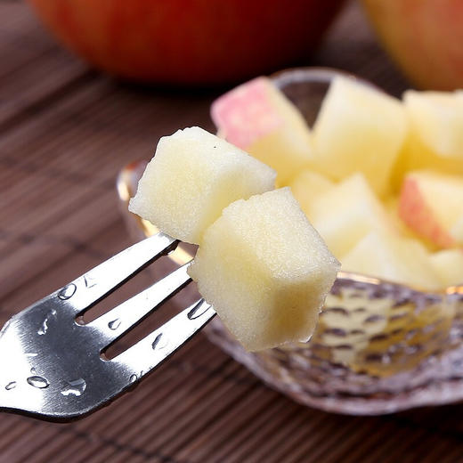 山西 红富士苹果 果型端正高桩 果色鲜艳 果肉白色 口感香脆甜爽 新鲜水果 当季冰糖心 山西苹果水果 商品图1