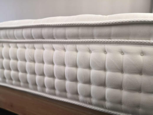 【顺丰包邮到门】可儿主卧自用 厚款 30cm 轻奢7区独立弹簧床垫 内含5cm加厚泰国乳胶 高品质提花面料 精致做工 换新家选它 换新床垫 非他莫属 softcare 商品图4