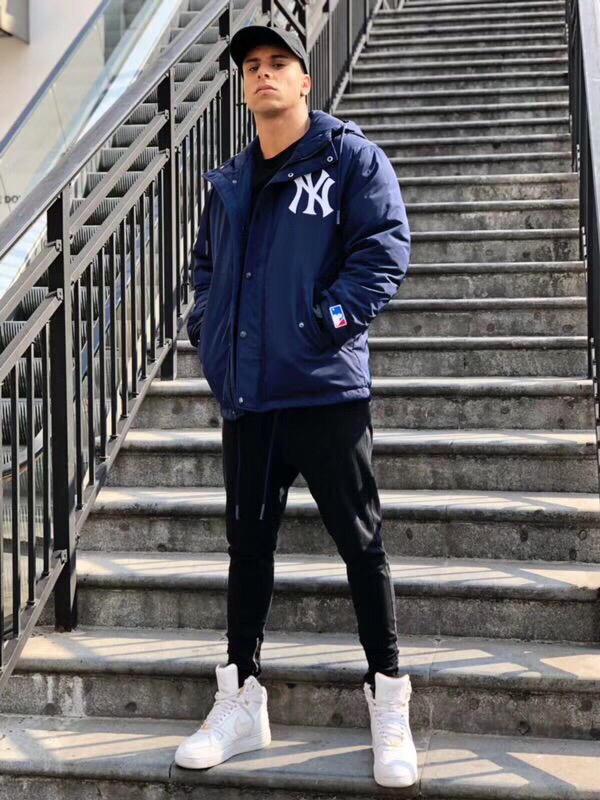 【特价潮款】韩版洋基队 mlb 日本ny 联名supreme男女情侣款 羽绒服