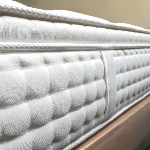 【顺丰包邮到门】可儿主卧自用 厚款 30cm 轻奢7区独立弹簧床垫 内含5cm加厚泰国乳胶 高品质提花面料 精致做工 换新家选它 换新床垫 非他莫属 softcare 商品图6