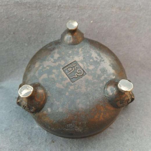 朝冠耳铜香炉 商品图3