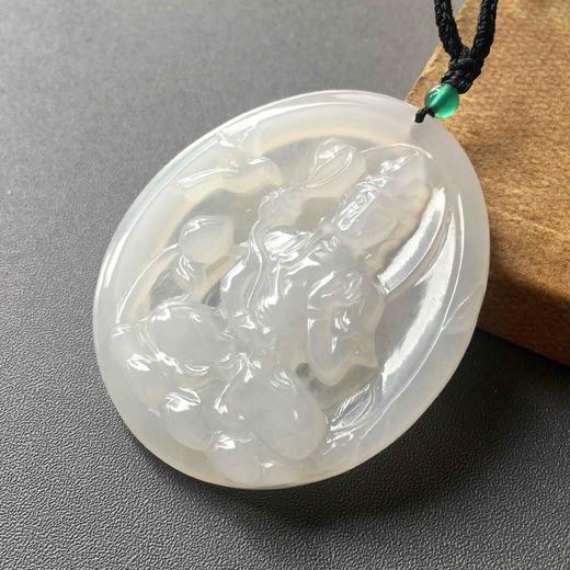 糯冰种翡翠大观音牌 商品图0
