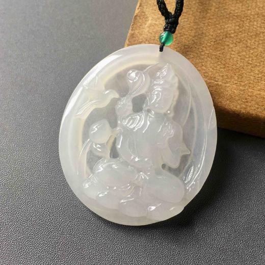 糯冰种翡翠大观音牌 商品图3