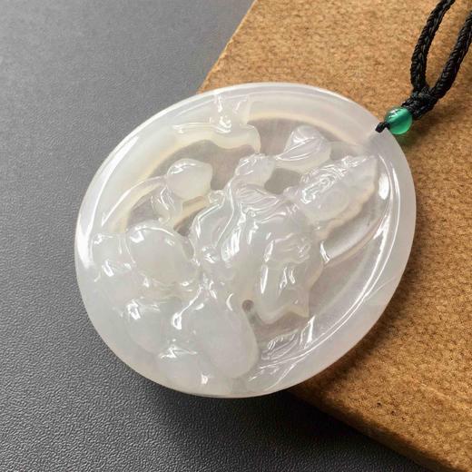 糯冰种翡翠大观音牌 商品图1