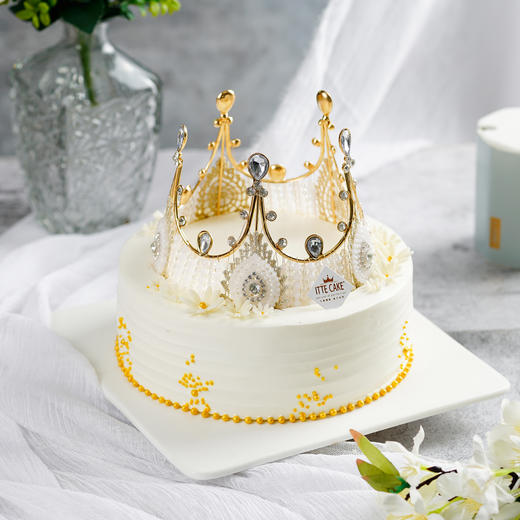 【女王皇冠】淡奶油  新鲜水果  送女士生日蛋糕   商品图0