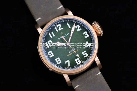 SV真li时飞行员系列，45毫米的表壳由青铜打造，表镜采用弧形双面防眩处理蓝宝石水晶，浅变绿色表盘上粗体阿拉伯数字时标和镀金琢面的指针上都覆有超级夜光物料。男士腕表，透底，自动机械机芯，皮表带‼️ 商品图14