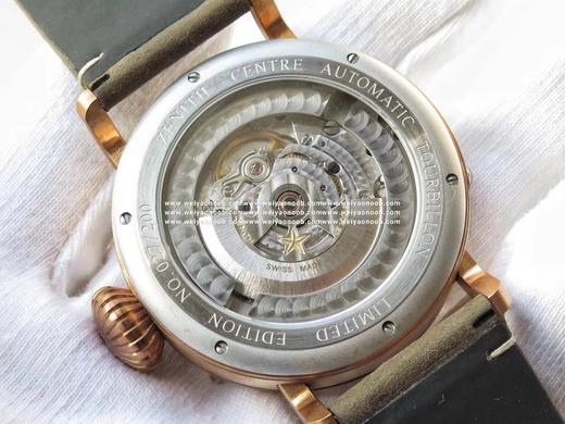 SV真li时飞行员系列，45毫米的表壳由青铜打造，表镜采用弧形双面防眩处理蓝宝石水晶，浅变绿色表盘上粗体阿拉伯数字时标和镀金琢面的指针上都覆有超级夜光物料。男士腕表，透底，自动机械机芯，皮表带‼️ 商品图9