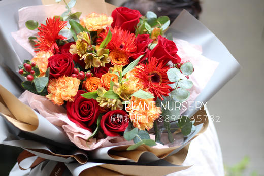 烈焰（红色系混搭花束） 商品图2