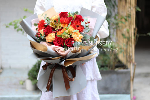 烈焰（红色系混搭花束） 商品图3