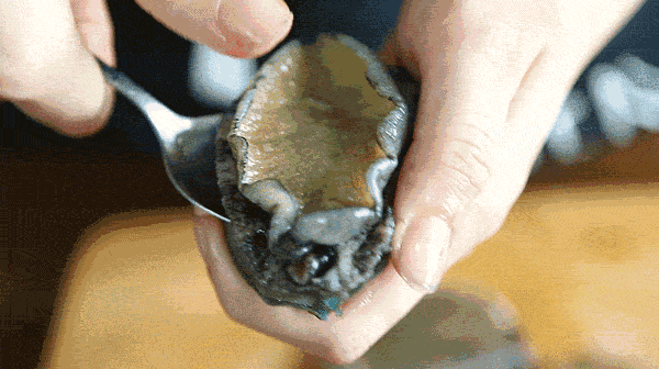 让一碗素面闪闪发光鲍鱼干贝蟹黄酱整颗鲍鱼满满蟹黄鲜香干贝