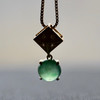 高冰种阳绿蛋面翡翠吊坠18k黄金钻石镶嵌 商品缩略图9