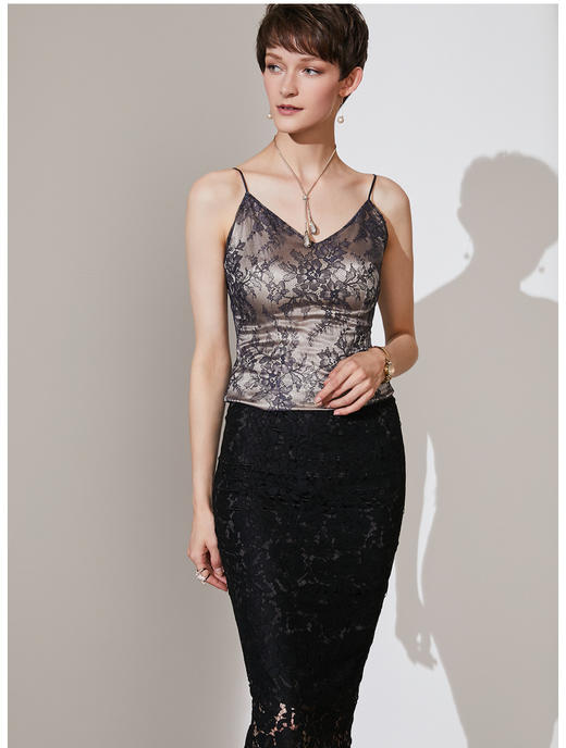 J92G3801A颈袖添香2019新款蕾丝小吊带女士内搭肩带可调打底针织背心J92G3801A 商品图1