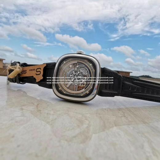 XF七个星期五 Sevenfriday-S2/01，一件普通的阀门会随着日复一日的使用而变色。这些在第二次工业革命时发挥重要作用的精密机械 商品图3