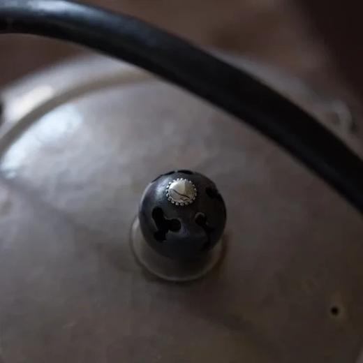 「茶器」银壶 补丁铁把提梁 商品图2