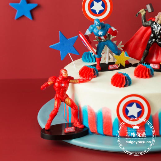 【终局之战】复仇者联盟•鲜果奶油
（免费送货上门）主要原材料：新鲜芒果，火龙果，安佳淡奶油，雀巢炼乳，戚风蛋糕胚，白砂糖，巧克力薄脆 商品图1