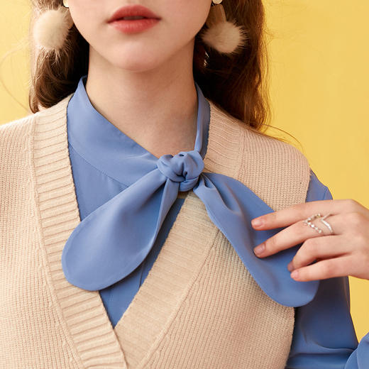 欧芮儿新品蝴蝶结雪纺连衣裙+中长款V领针织衫时尚套两件套 商品图3