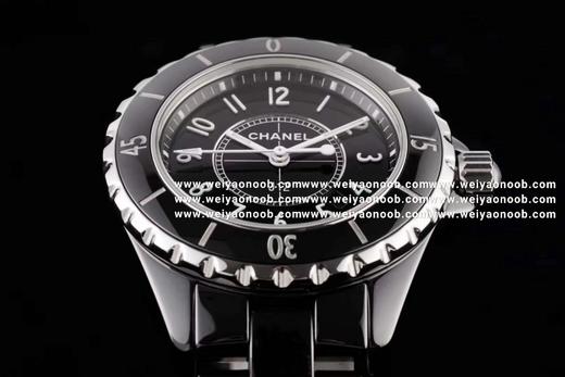 XF香奈儿J12系列H0968重置加强版，33mm直径，原版机芯ETA.956.612芯。石英机芯，女士腕表，陶瓷表带，密底 商品图3