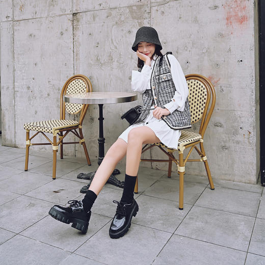 safiya索菲娅秋冬漆皮厚底鞋深口乐福鞋SF94112239 商品图0