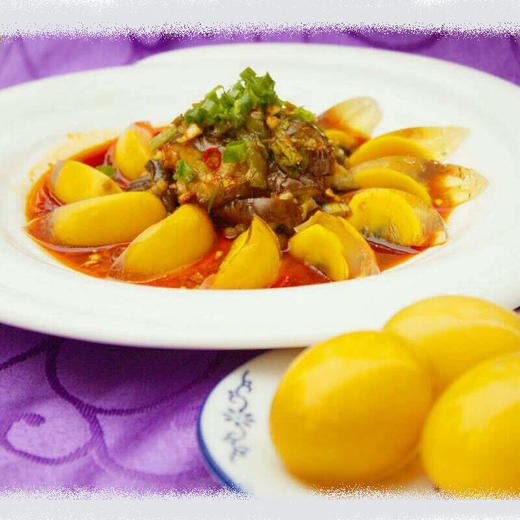 【科技特派员李经勇推荐】巫山水晶皮蛋  蛋清透明 蛋黄为黄色溏心略带黑色 回甜味浓 清香可口 30枚/箱 商品图0