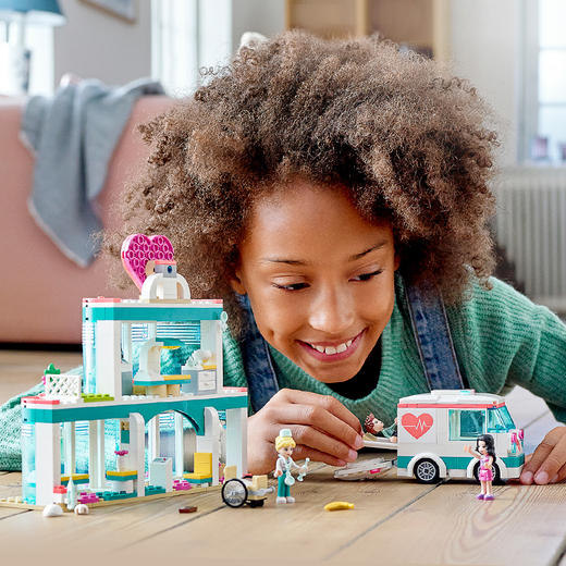 乐高LEGO 心湖城医院41394 商品图2