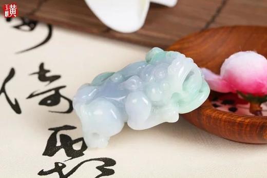 天然翡翠【貔貅】吊坠 配编织挂绳 赠证书 商品图0