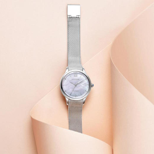 西铁城日本光动能时尚女士腕表EM0810-84D 商品图3