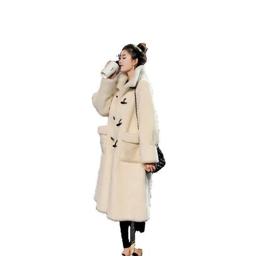 MX-253冬季新款羊驼颗粒羊毛牛角扣皮毛一体皮草外套 商品图4