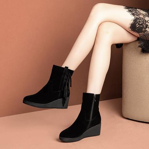 OLD-XF302-6冬季新款短筒磨砂皮坡跟短靴 商品图1