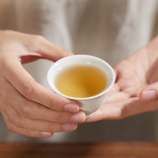 自家系列丨2016年 朋悦 老树白毫银针 100g（5g*20罐） 商品图8