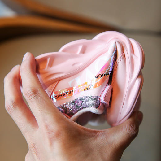 FY-9A03冬季加绒时尚运动保暖鞋子 商品图2