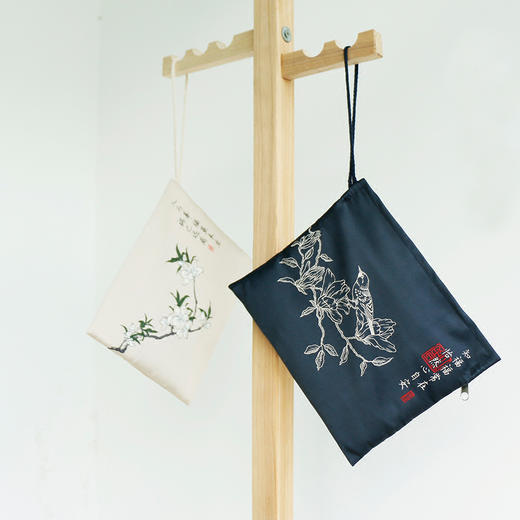 【款式随机】禅意佛系收纳包包中包手抓包学习包出差贵重物品包 商品图3