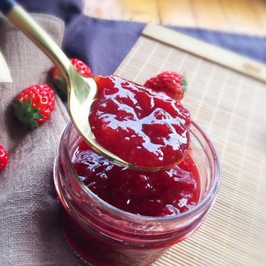 25kg鲜活特级果酱草莓果粒果酱25kg6瓶件刨冰酱