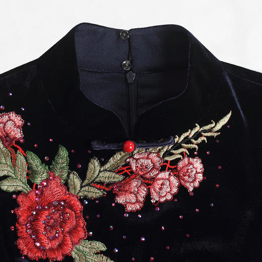 DLQ-A2167新款高端金丝绒绣花旗袍 商品图2