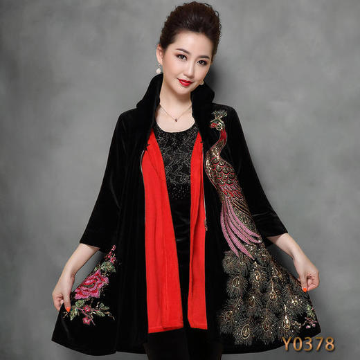 DY-Y0378金丝绒刺绣加绒加厚披风大衣 商品图1
