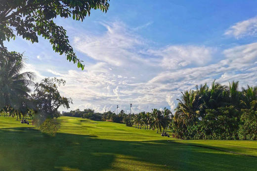 海南三亚鹿回头高尔夫球会 商品图2