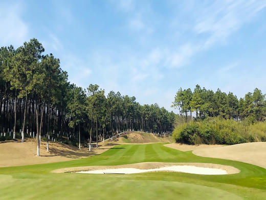 江苏金沙湾高尔夫球会 商品图2